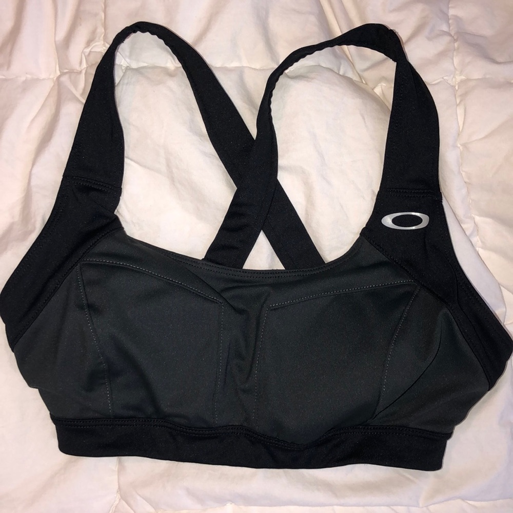 oakley sports bra (size extra small)